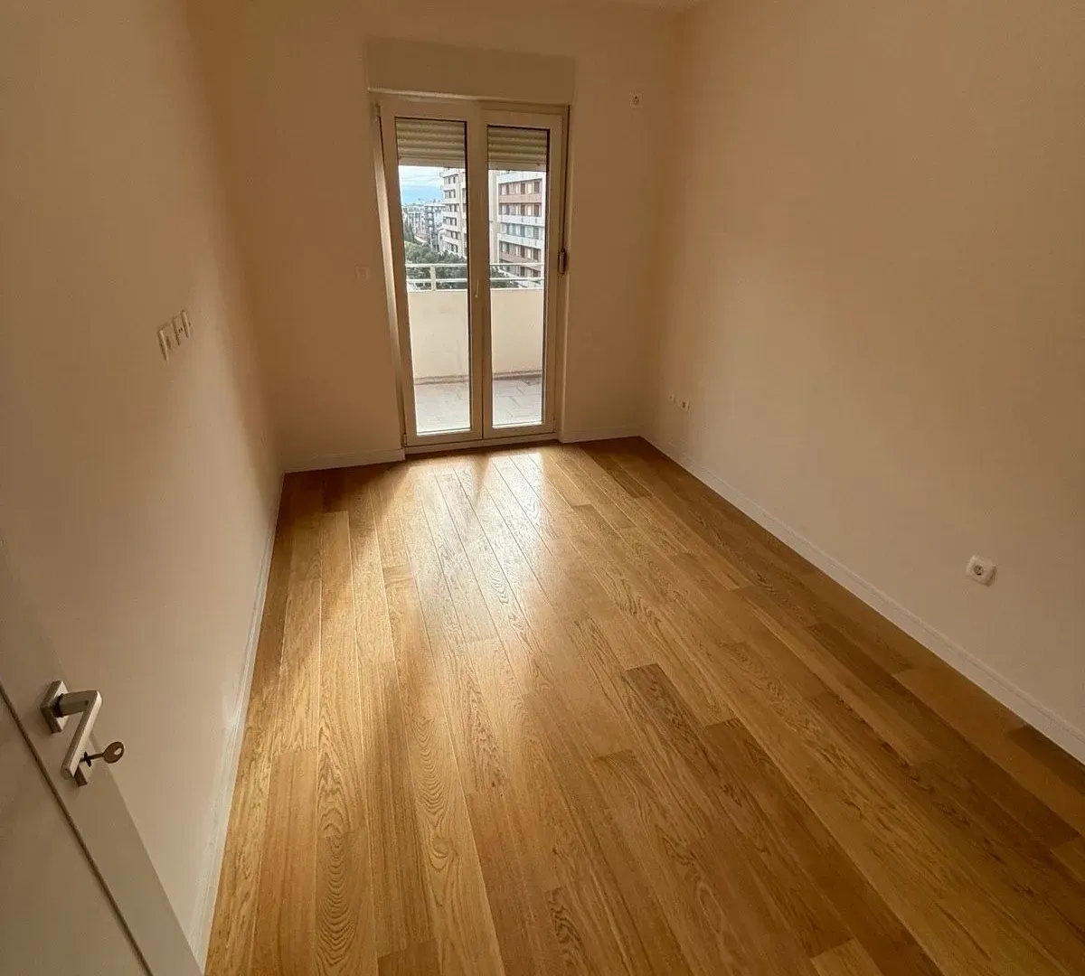 Rent, one bedroom apartment, 48m², Central Point, Podgorica