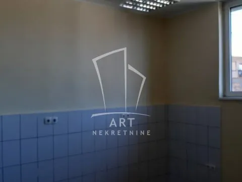 Sale, office space, 39m², Kovin, Srbija - image 2