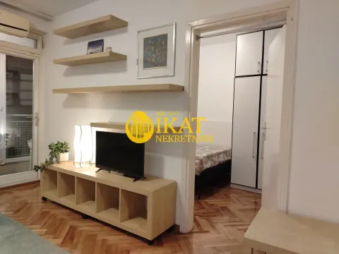Izdavanje, jednosoban stan, 45m², Savski Venac, Beograd - image 6