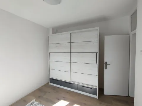 Izdavanje, stan, 74m², Blok 6, Podgorica - image 7