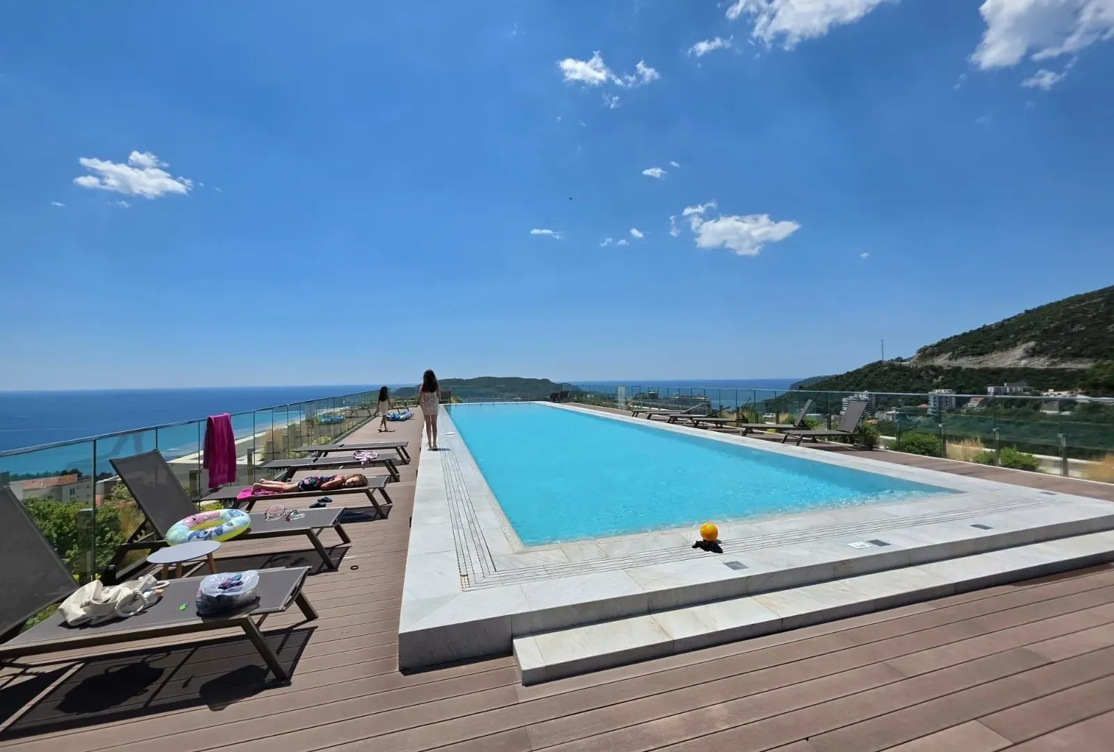 Prodaja, dvosoban stan, 109m², Bečići, Budva