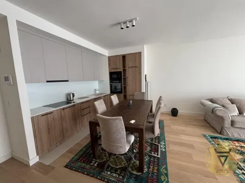 Izdavanje, trosoban stan, 80m², Savski Venac, Beograd - image 5