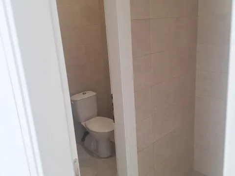 Izdavanje, poslovni prostor, 240m², Autobuska stanica, Podgorica - image 7