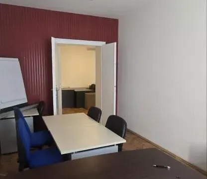 Izdavanje, poslovni prostor, 100m², Savski Venac, Beograd - image 3