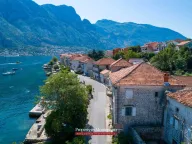 Prodaja, kuća, 321m², Prčanj, Kotor - image 8