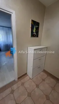 Rent, two bedroom apartment, 50m², Savski Venac, Beograd - image 13