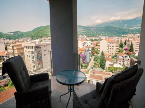 Rent, three bedroom apartment, 152m², Centar, Budva - image 3