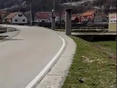 Sale, land lot, 2744m², Cetinje, Crna Gora - image 5