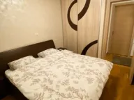 Izdavanje, trosoban stan, 120m², City Kvart, Podgorica - image 9