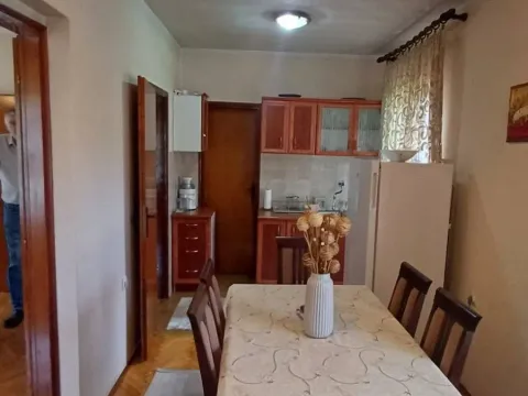Sale, house, 197m², Stara varoš, Nikšić - image 10