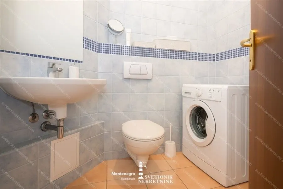 Prodaja, jednosoban stan, 51m², Savina, Herceg Novi