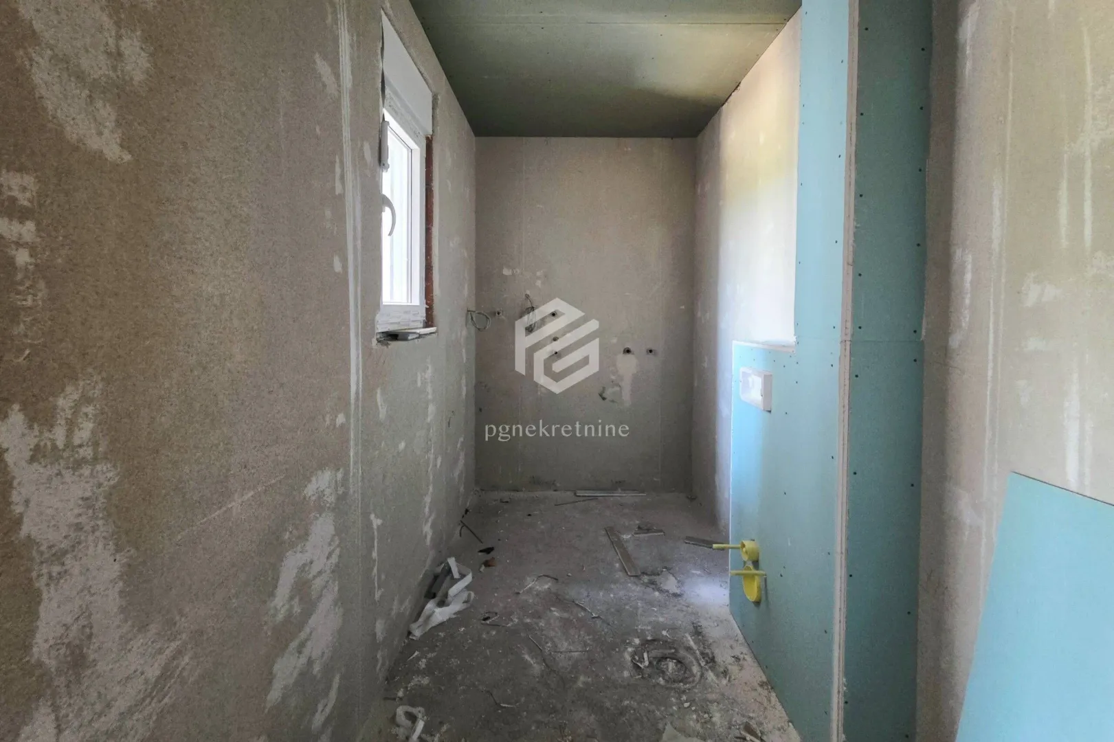 Prodaja, jednosoban stan, 47m², Konik, Podgorica