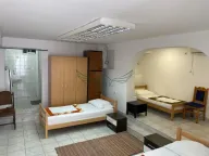 Izdavanje, petosoban stan, 150m², Centar, Budva - image 10