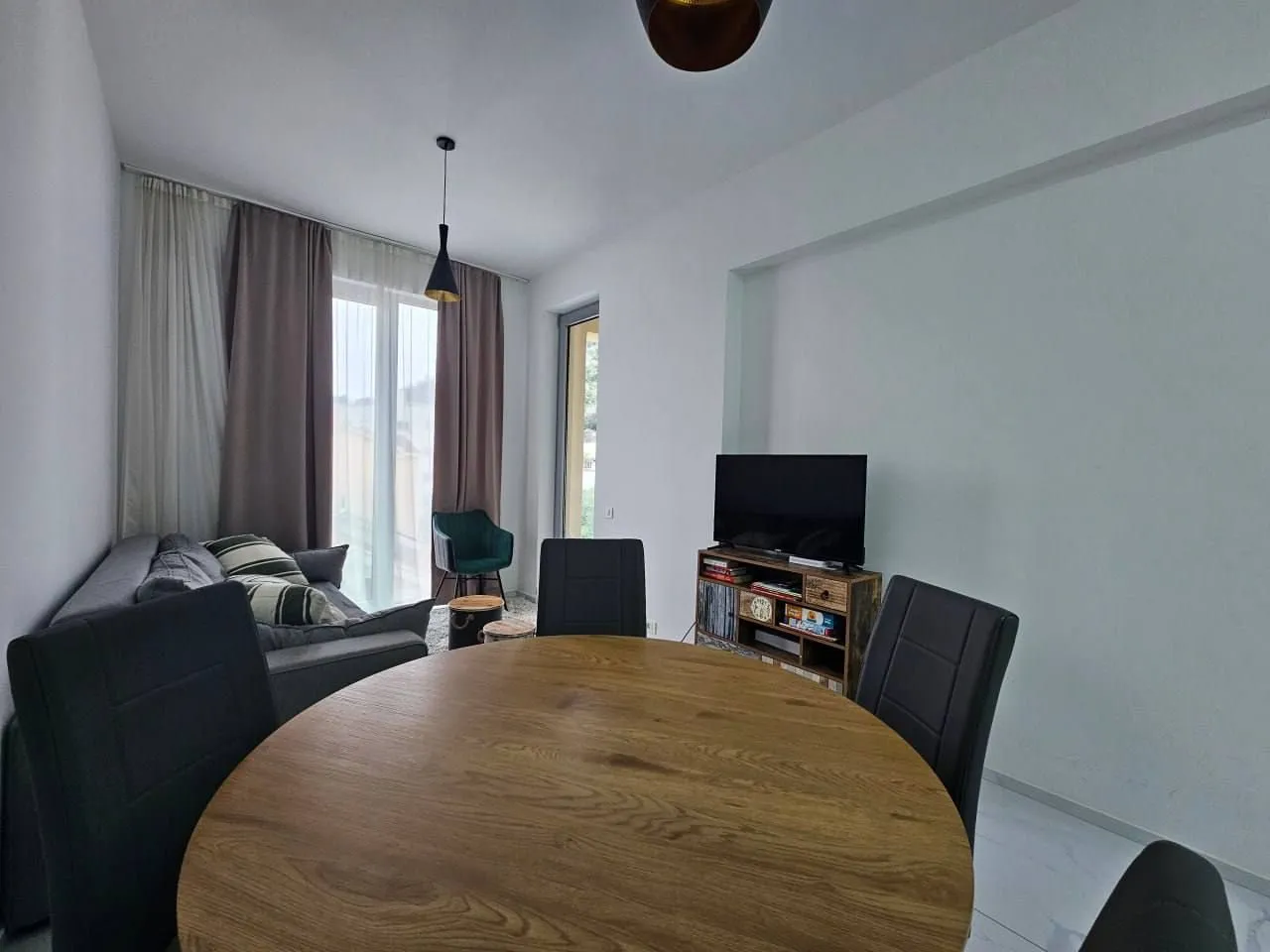 Prodaja, dvosoban stan, 42m², Bečići, Budva