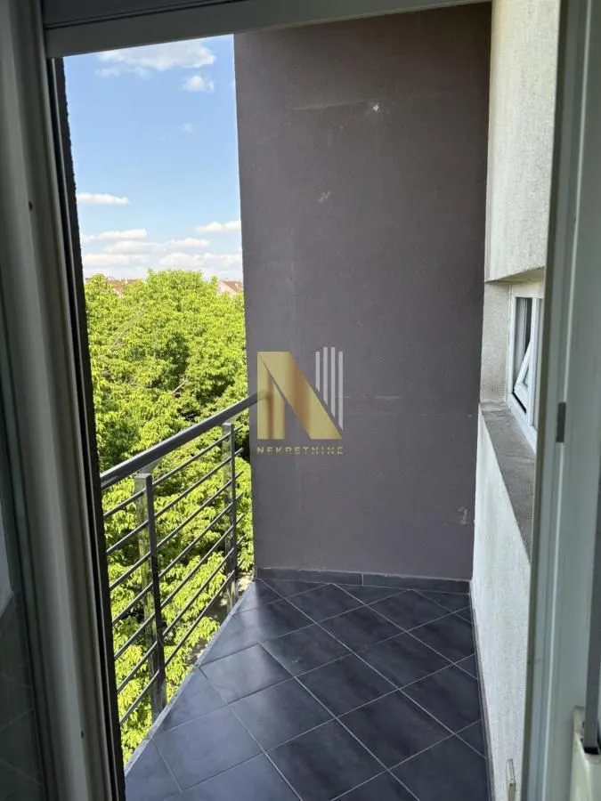 Izdavanje, dvosoban stan, 57m², Socijalno, Novi Sad Sve Podlokacije