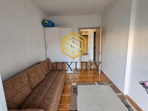 Rent, two bedroom apartment, 65m², Stari Aerodrom, Podgorica - image 9