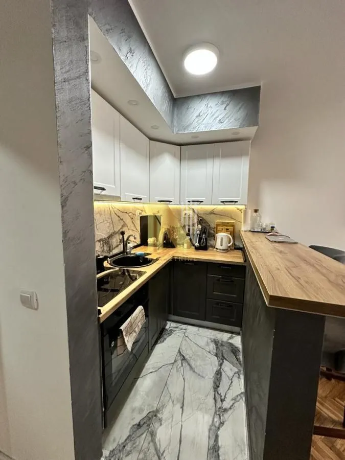 Izdavanje, jednosoban stan, 37m², Nova Detelinara, Novi Sad Sve Podlokacije