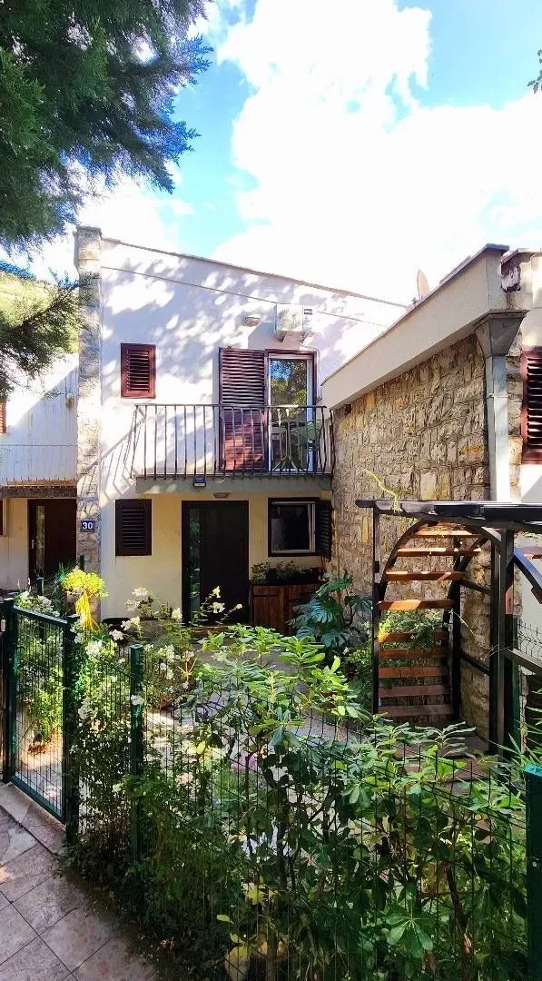 Prodaja, kuća, 100m², Petrovac, Budva