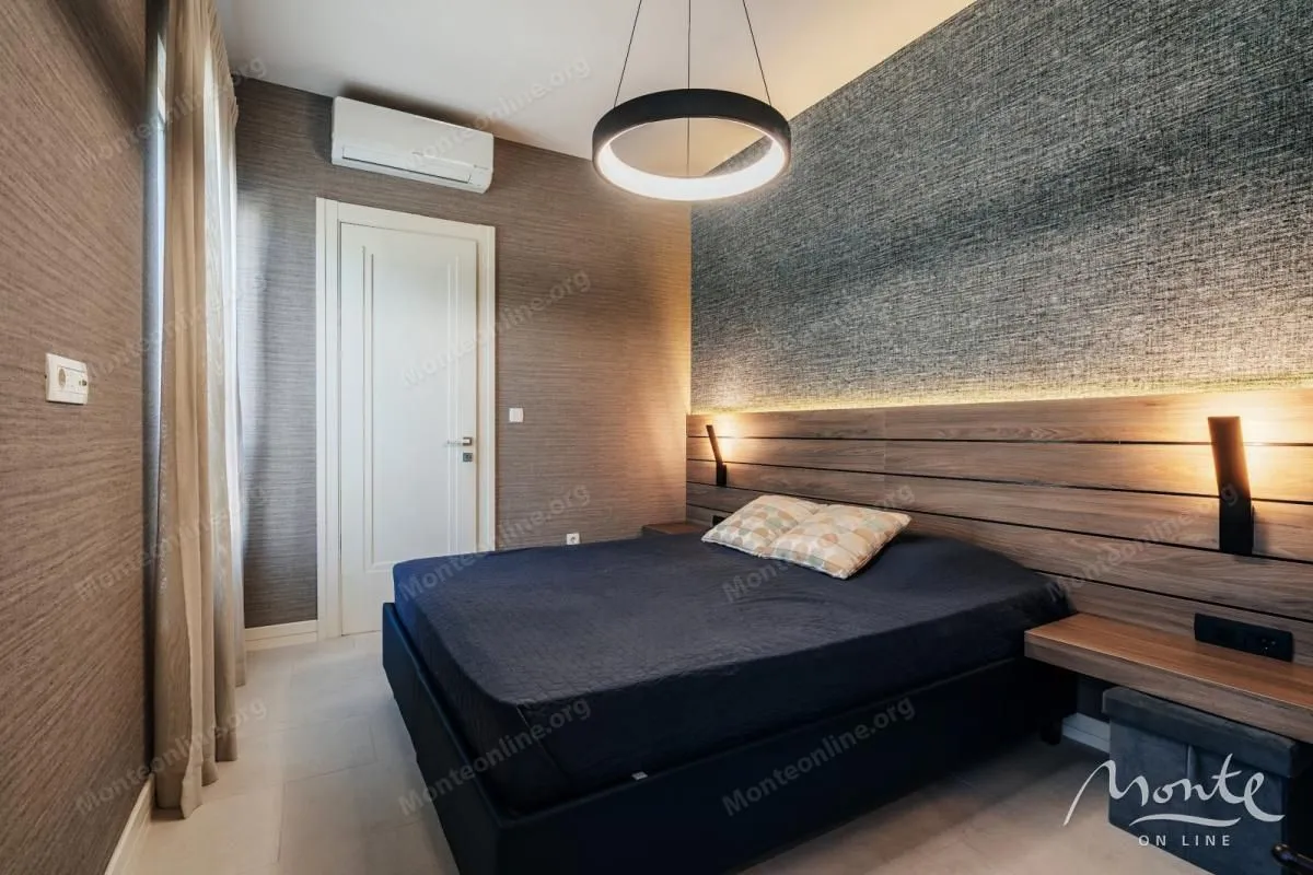 Prodaja, jednosoban stan, 45m², Tivat, Crna Gora