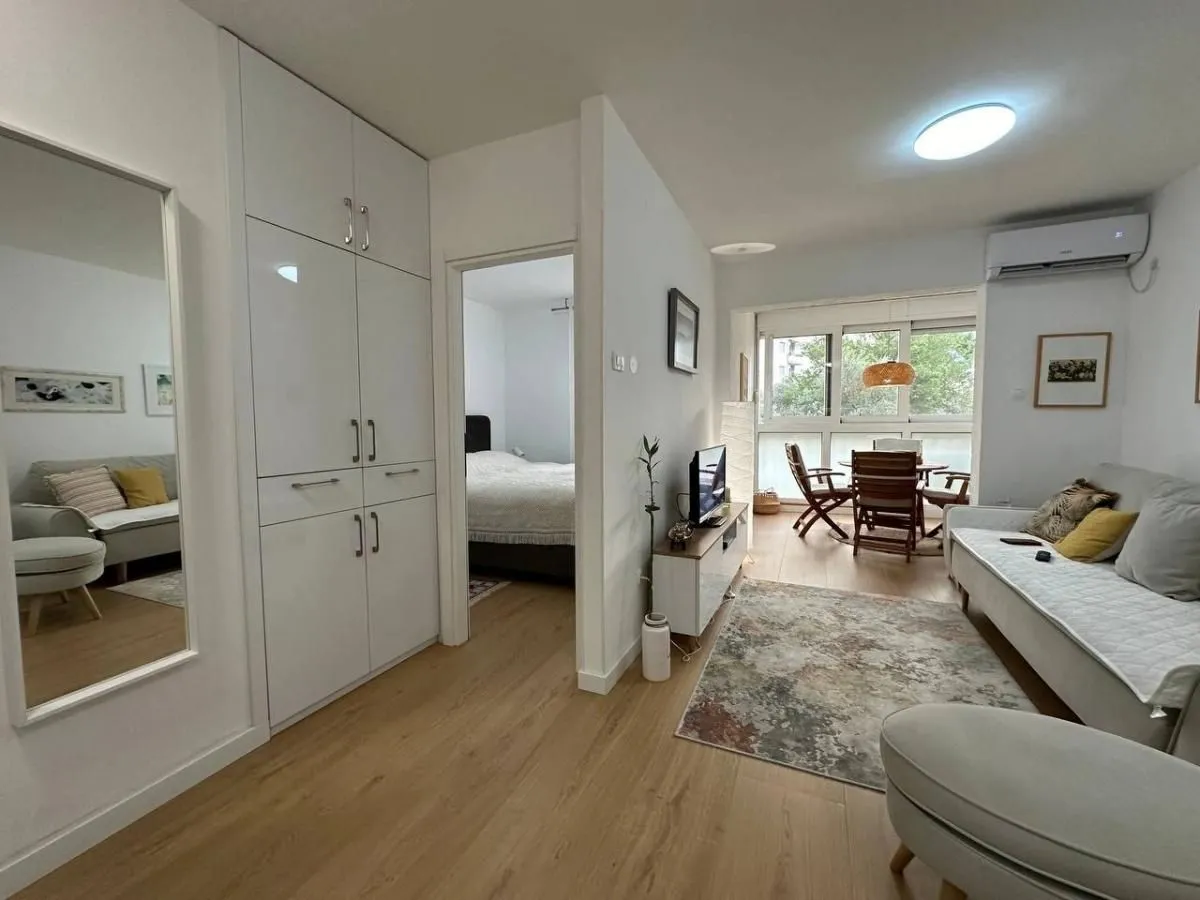 Sale, one bedroom apartment, 40m², Budva, Crna Gora