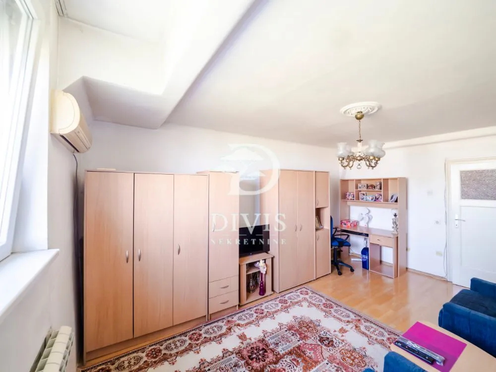 Prodaja, trosoban stan, 85m², Dorćol Sve Podlokacije, Beograd