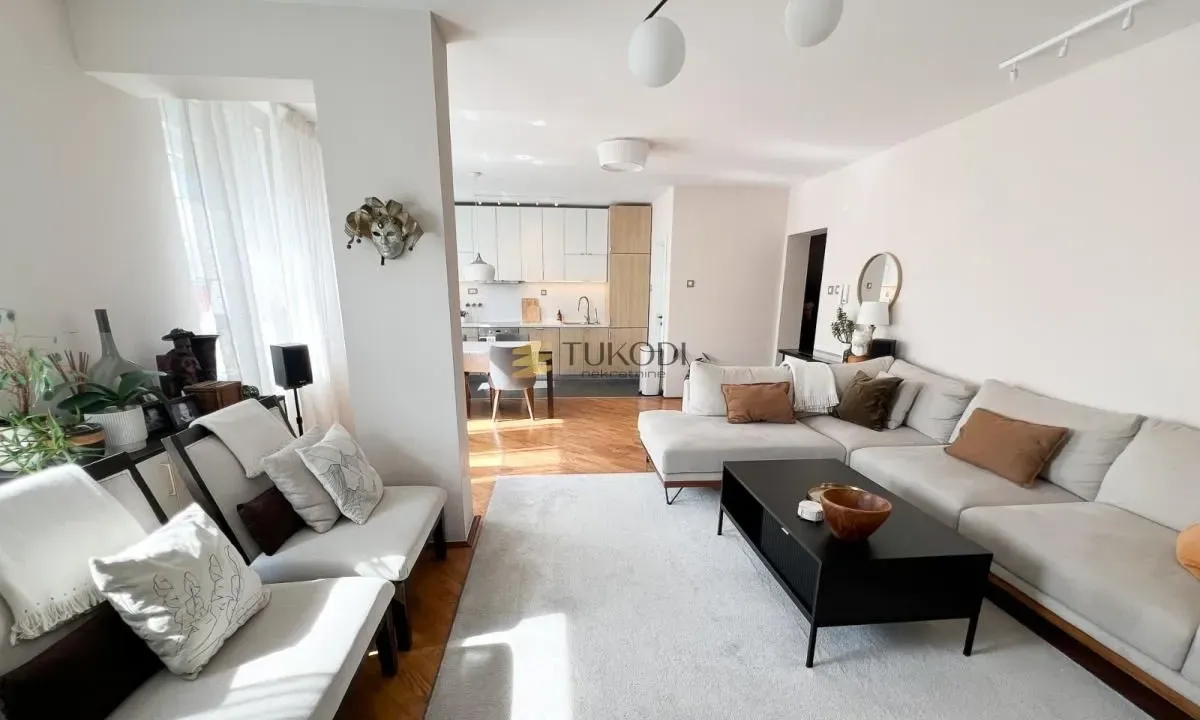 Prodaja, četvorosoban stan, 102m², Adamovićevo Naselje, Novi Sad Sve Podlokacije