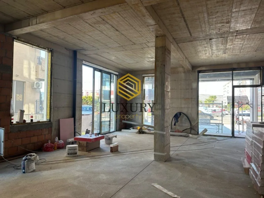 Rent, office space, 105m², City Kvart, Podgorica