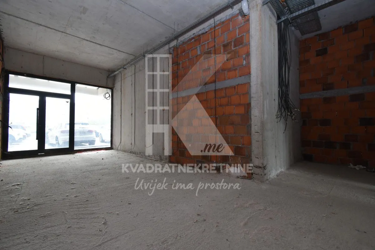 Izdavanje, poslovni prostor, 95m², City Kvart, Podgorica
