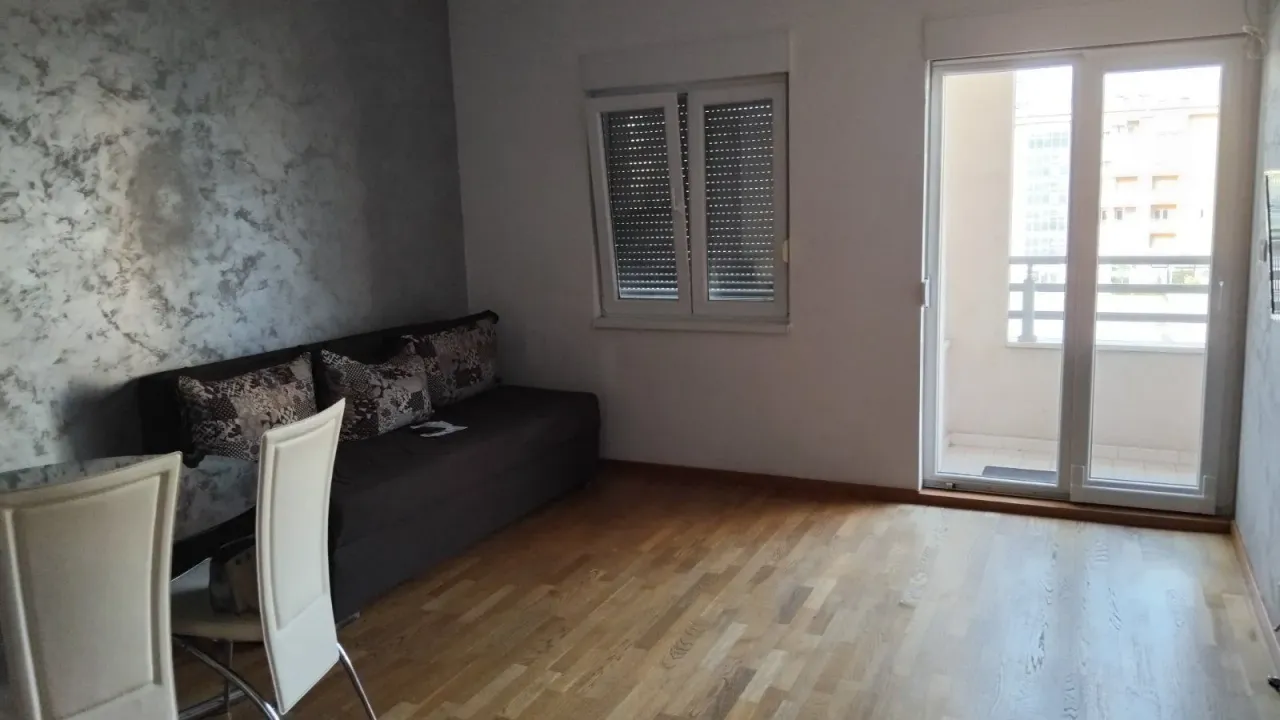 Rent, one bedroom apartment, 53m², City Kvart, Podgorica