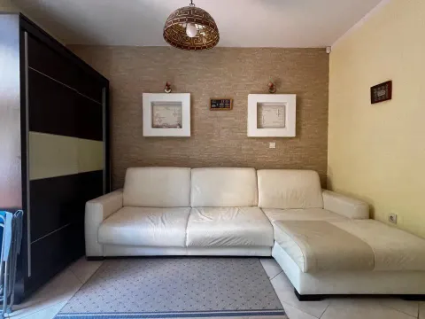 Sale, one bedroom apartment, 47m², Petrovac, Budva - image 6