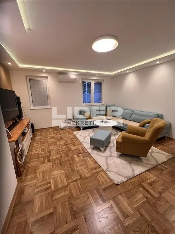 Sale, two bedroom apartment, 63m², Zvezdarska Šuma, Zvezdara Sve Podlokacije