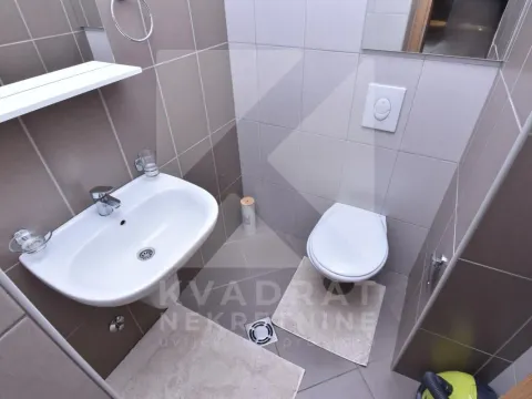 Rent, three bedroom apartment, 105m², Ljubović, Podgorica - image 16