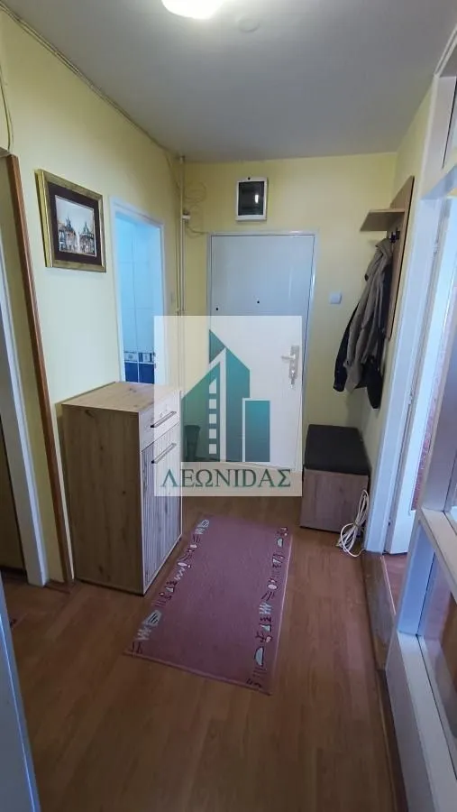 Izdavanje, trosoban stan, 64m², Medijana, Niš