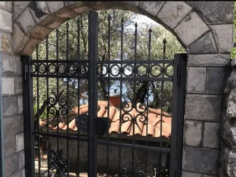 Sale, house, 413m², Reževići, Budva - image 7