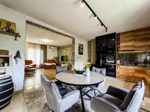 Sale, house, 273m², Doljani, Podgorica - image 11