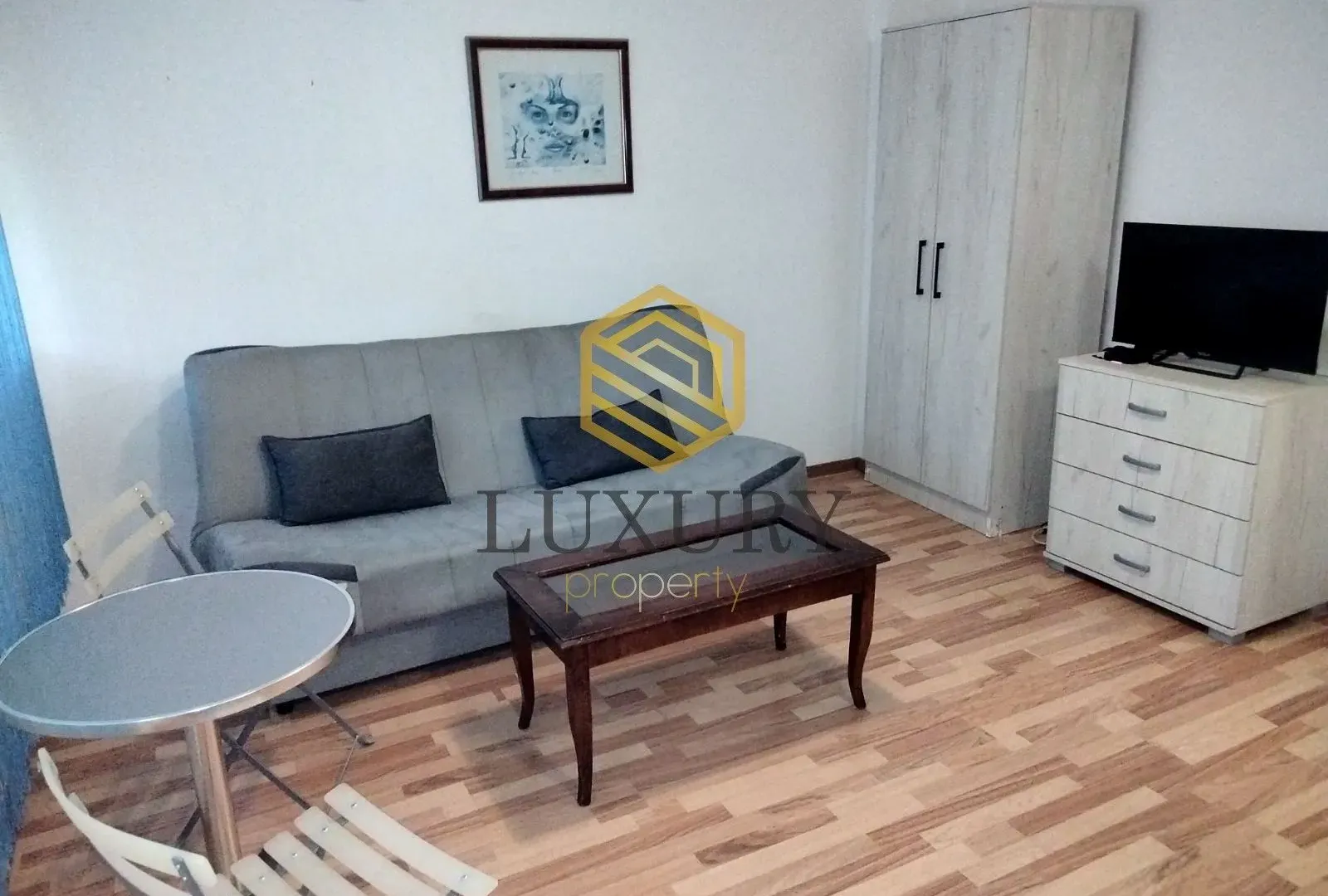Izdavanje, garsonjera, 33m², Centar, Podgorica
