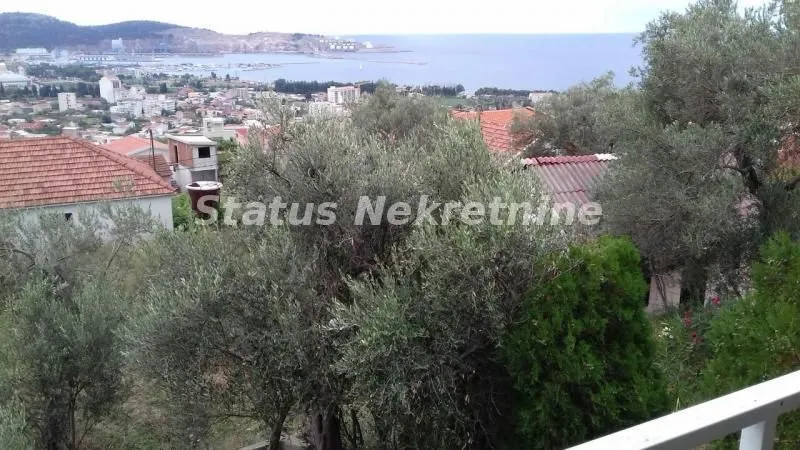 Prodaja, kuća, 190m², Šušanj, Bar