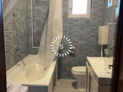 Izdavanje, jednosoban stan, 72m², Centar, Podgorica - image 5