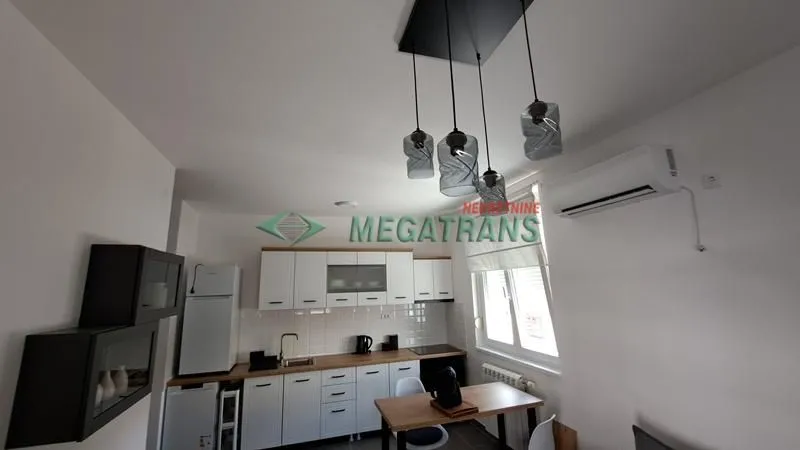 Izdavanje, dvosoban stan, 45m², Petrovaradin, Novi Sad