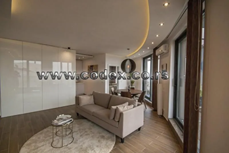 Izdavanje, trosoban stan, 92m², Kalenić Pijaca, Vračar Sve Podlokacije