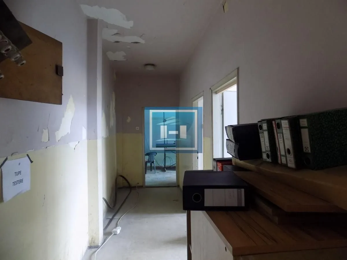 Sale, office space, 1180m², Žabare, Paraćin