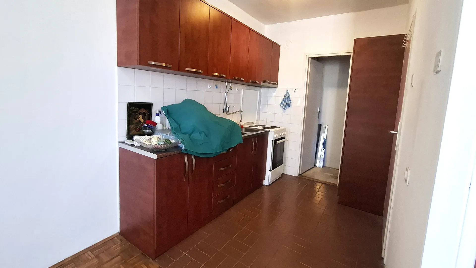Sale, two bedroom apartment, 66m², Centar, Bar