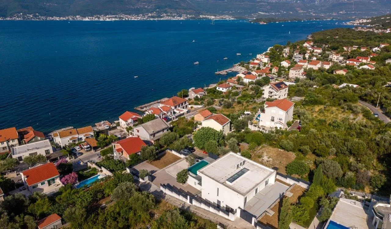 Sale, house, 500m², Krašići, Tivat