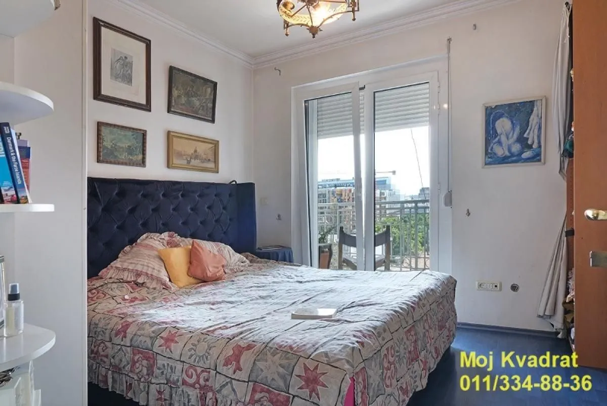 Prodaja, četvorosoban stan, 176m², Cvetni Trg, Vračar Sve Podlokacije