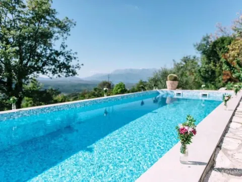 Sale, house, 392m², Prijeradi, Kotor