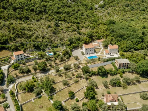 Sale, house, 800m², Prčanj, Kotor - image 53