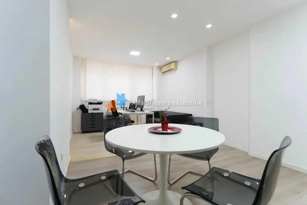 Rent, office space, 137m², Novi Beograd Sve Podlokacije, Beograd