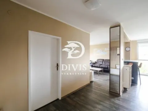 Sale, two bedroom apartment, 58m², Zemun Sve Podlokacije, Beograd - image 7