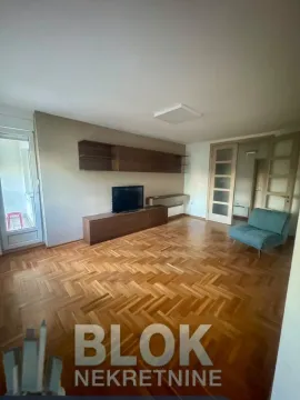 Izdavanje, dvosoban stan, 90m², Preko Morače, Podgorica - image 9