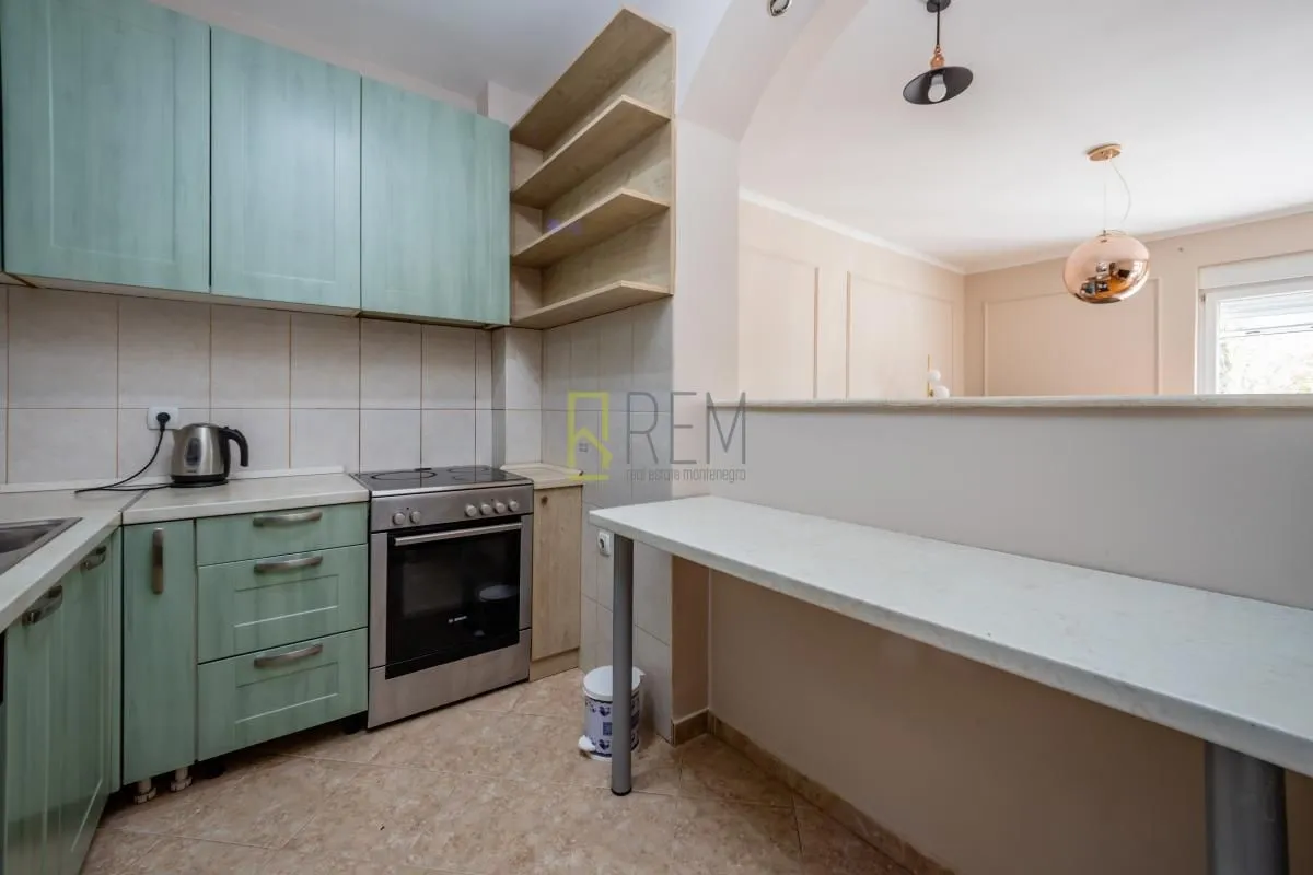 Prodaja, dvosoban stan, 70m², Cetinje, Crna Gora